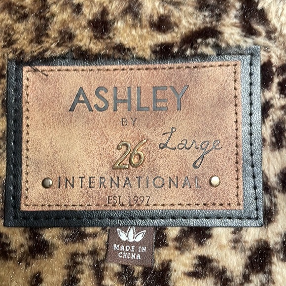 Genuine leather jacket - Picture 2 of 2